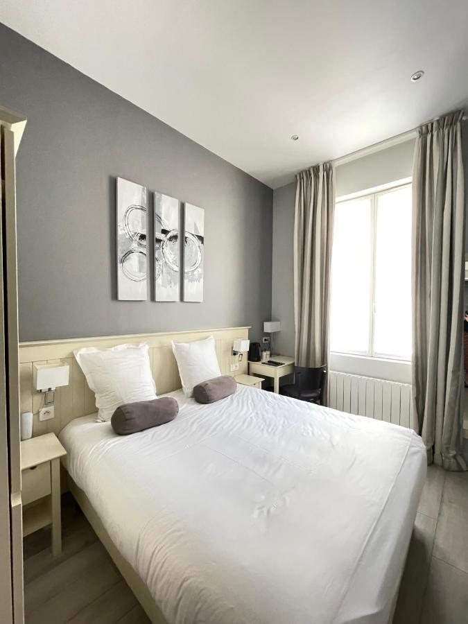 Les Embruns Hotel ทรูวิลล์-ซูร์-แมร์ ภายนอก รูปภาพ