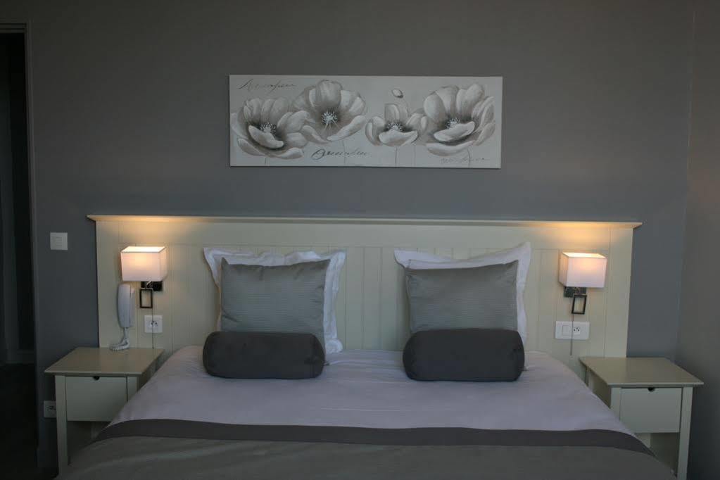 Les Embruns Hotel ทรูวิลล์-ซูร์-แมร์ ภายนอก รูปภาพ