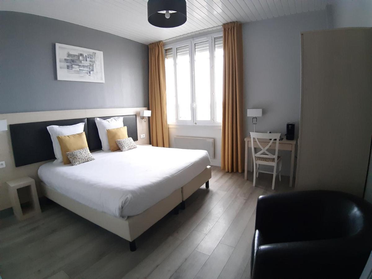 Les Embruns Hotel ทรูวิลล์-ซูร์-แมร์ ภายนอก รูปภาพ
